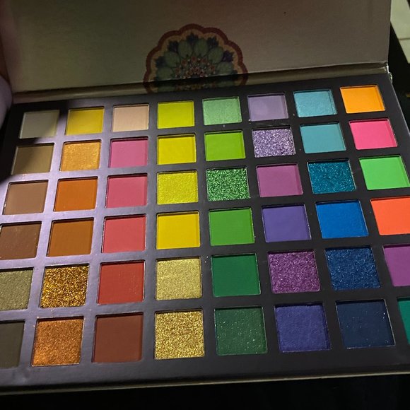 Neon Eyeshadow-48 Colors Makeup Palette -Shimmer High Pigmented - Rainbow Makeup - Picture 4 of 5
